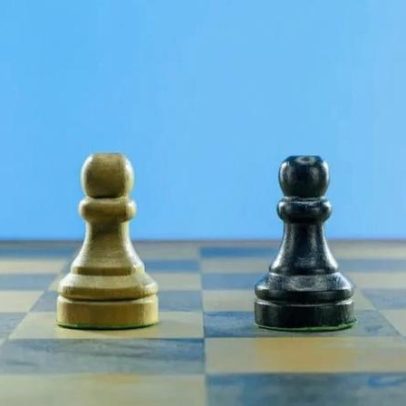 Como o paradoxo da polarização afeta o debate público