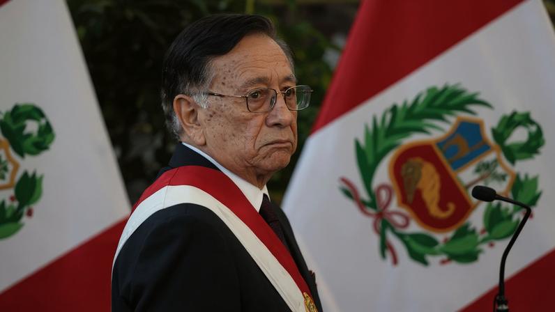 O presidente interino do Peru, o esquerdista José María Balcázar (Foto: John Reyes Mejia/EFE)