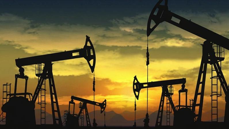 Imagem da matéria: Petróleo desaba 15% e traders perdem R$ 407 milhões na Hyperliquid