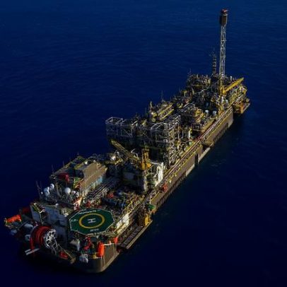 Justiça libera cobrança de imposto de 12% sobre exportação de petróleo
