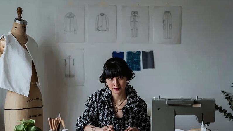 Microempreendedora do setor de confecção — Foto: Michael Burrows/Pexels