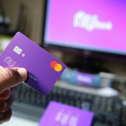Nubank confirma encerramento de serviço no Brasil