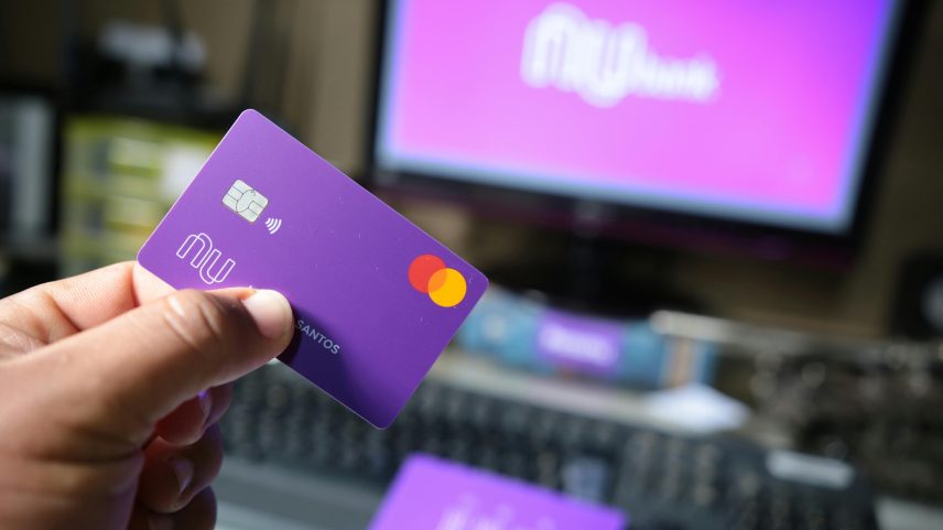 Nubank confirma encerramento de serviço no Brasil