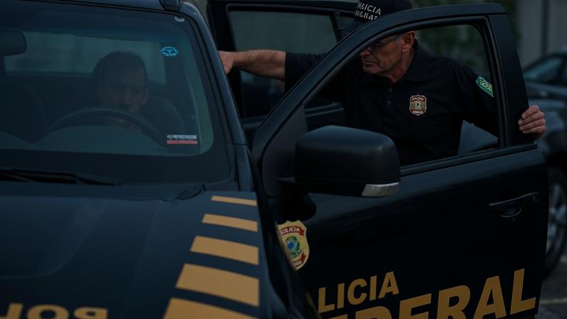 Imagem colorida mostra PF - Metrópoles
