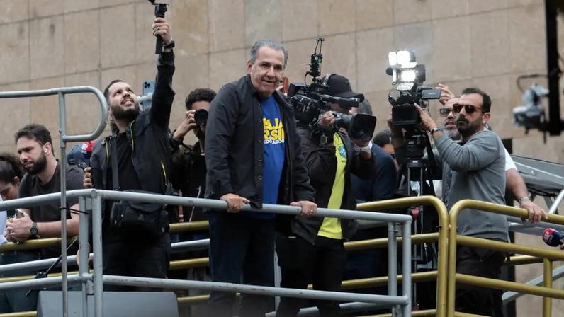 O pastor Silas Malafaia participa de protesto na Avenida Paulista