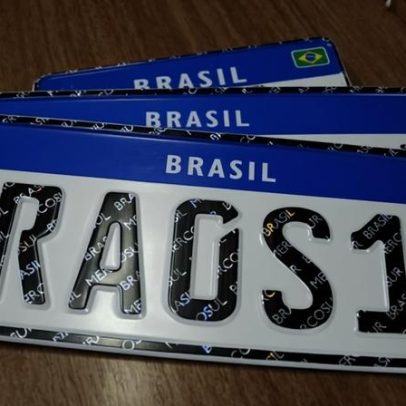 Nomes de cidades e estados voltam às placas de veículos, entenda