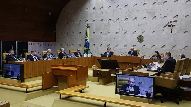 Sessão plenária do STF