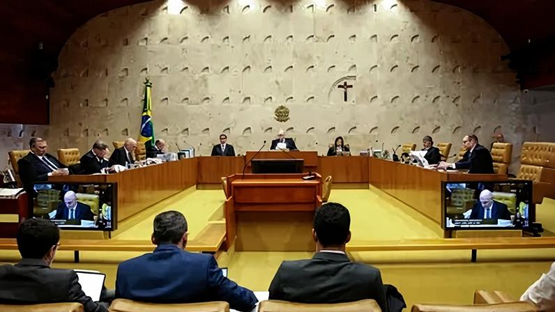 Sessão plenária do STF