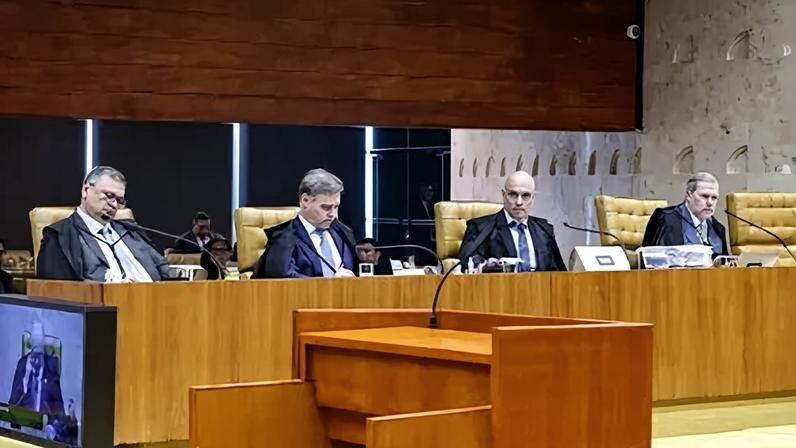 Sessão plenária do STF