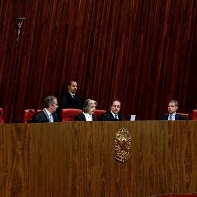 TSE tem maioria para cassar governador de Roraima e tornar antecessor inelegível