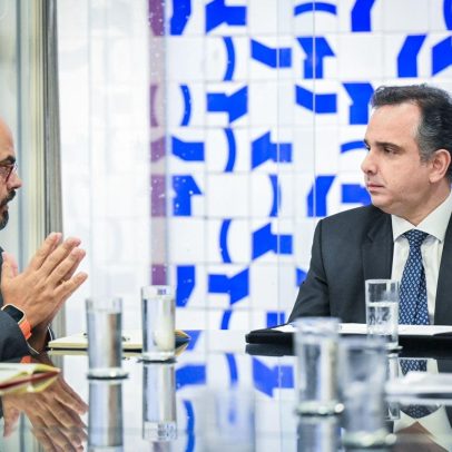 Simões diz que Pacheco é candidato de Pimentel, em Minas
