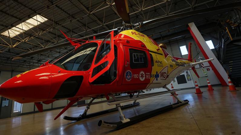 Governo de Minas entregou, nesta segunda-feira (27/4), 69 viaturas para a Polícia Militar e uma aeronave para o Corpo de Bombeiros