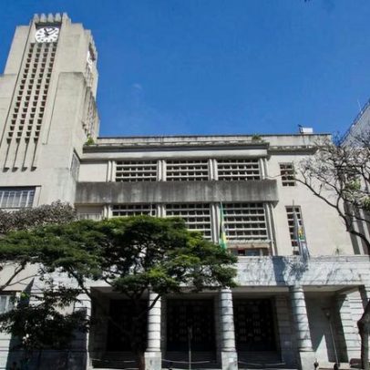 Damião faz balanço de mandato na Câmara de BH com contas em amarelo