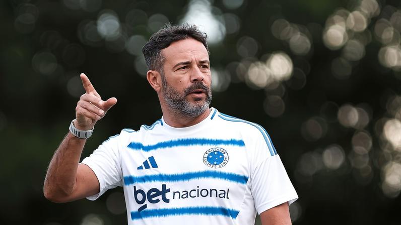 Artur Jorge se manifesta antes da estreia pelo Cruzeiro