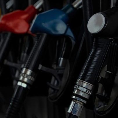 Lula cobra reunião de conselho para elevar etanol na gasolina