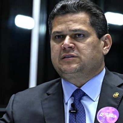 Alcolumbre aponta rompimento de limites institucionais no Planalto