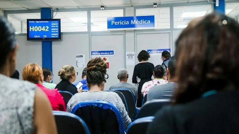 Suspensão gerou uma economia momentânea nas contas públicas, mas uma explosão posterior nos gastos. (Foto: divulgação/INSS / Agência Brasil)