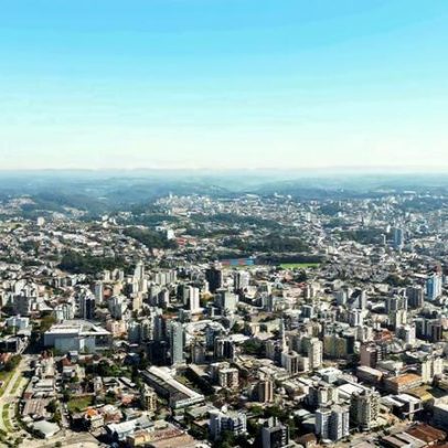 IFRS Caxias do Sul abre 3 vagas para professores substitutos