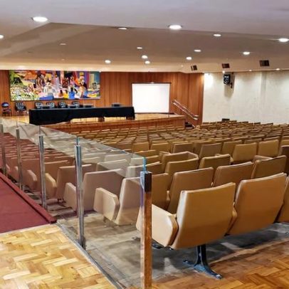 UFMG abre 2 vagas para professor substituto em Direito Administrativo