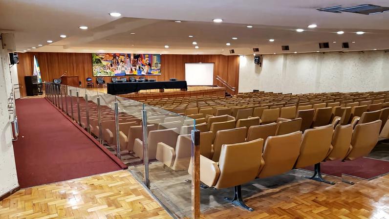 Ambiente acadêmico na capital mineira.