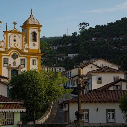 Oratórios (MG) abre concurso com 111 vagas e salários até R$20.250