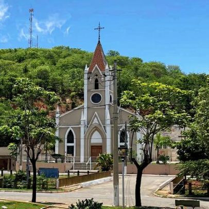 Processo seletivo Prefeitura de Riacho de Santana BA oferece 184 vagas