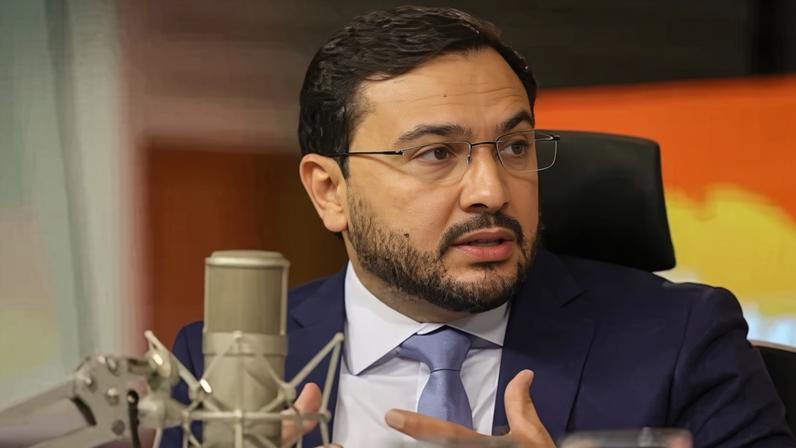Ministro da Pesca e Aquicultura, Édipo Araújo, durante entrevista ao programa Bom Dia, Ministro