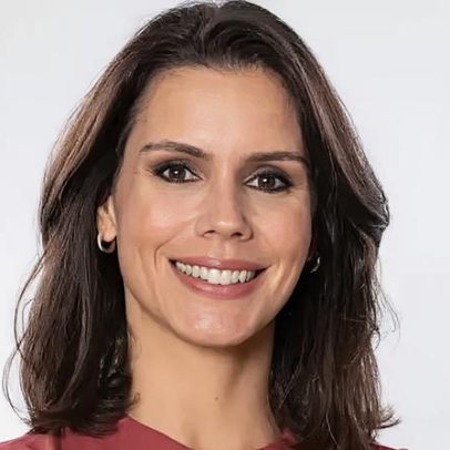Quem é Camila Busnello, nova apresentadora do Domingo Espetacular