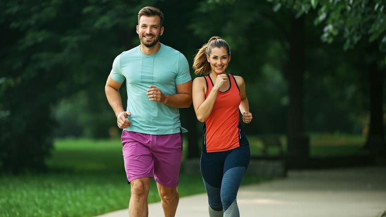 Os exercícios aeróbicos ajudam a fortalecer os músculos do abdômen
