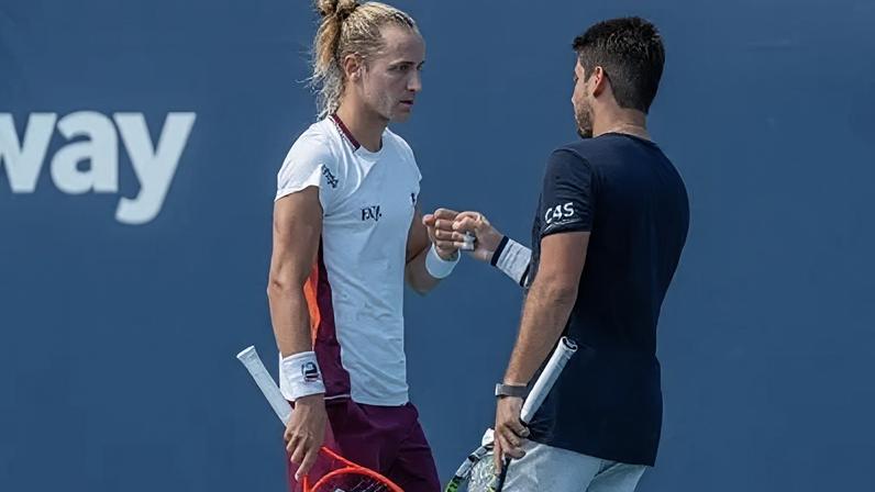 Rafael Matos e Orlando Luz avançam à final em Houston