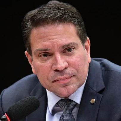 Prisão de Ramagem coloca narrativa sobre Trump à prova