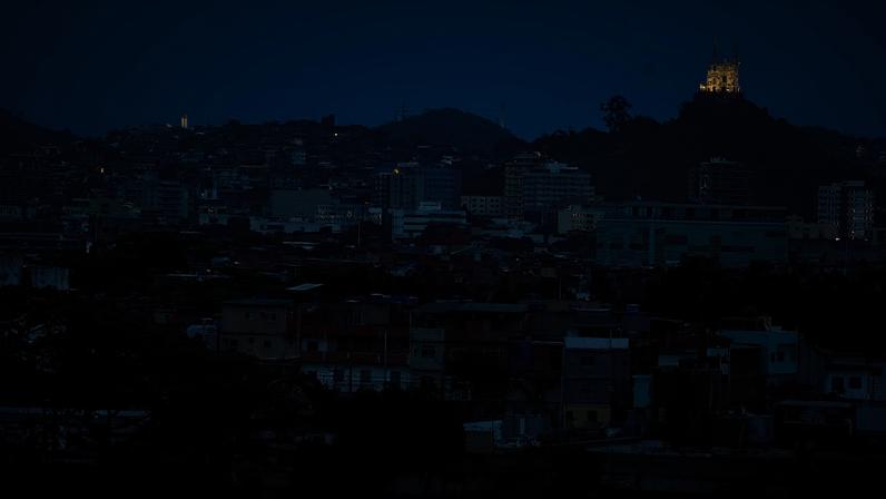 Vista da igreja da Penha, Compleo do Alemão e Complexo da Penha, zona norte do Rio. Foto: Tânia Rêgo/Agência Brasil
