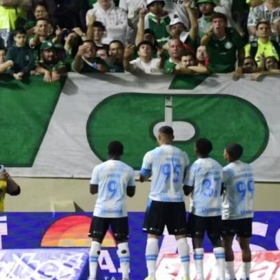 Gol do Grêmio contra o Palmeiras tem erro de arbitragem, mostra lance