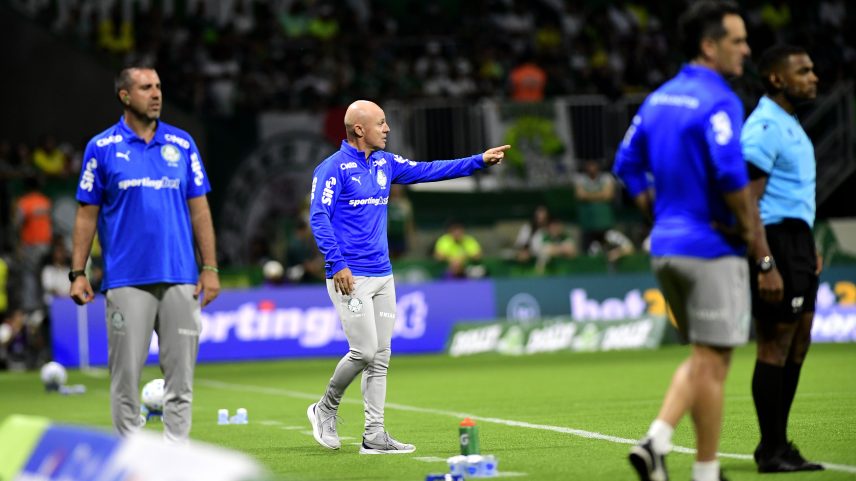 João Martins em Palmeiras x Athletico-PR — Foto: Marcos Ribolli