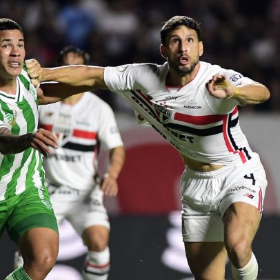 São Paulo evolui mas perde chance de golear e ficar perto da classificação