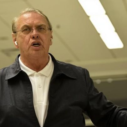 Sócios e conselheiros do Corinthians protocolam impeachment de Osmar Stabile