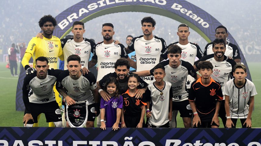 Time posado do Corinthians antes de clássico contra o Palmeiras — Foto: Marcos Ribolli