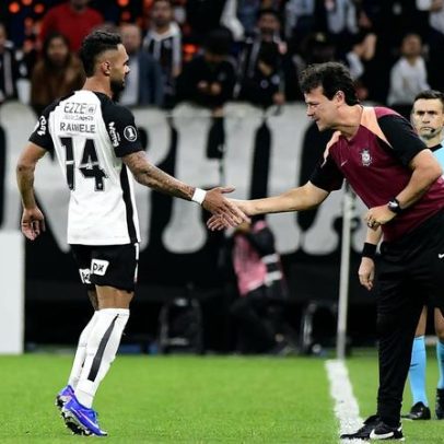 Corinthians tem início perfeito na Libertadores sob Diniz