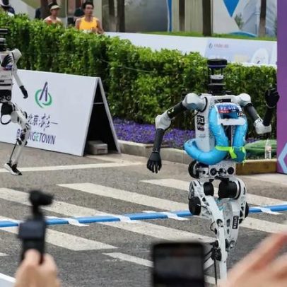 Robôs vencem humanos na meia maratona de Pequim