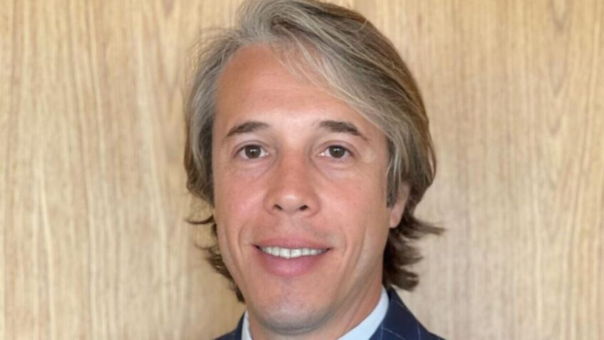 Zerbone teve passagens pela Casa Civil, pelo Ministério da Economia, pelo Ministério do Desenvolvimento Social e pelo Cade