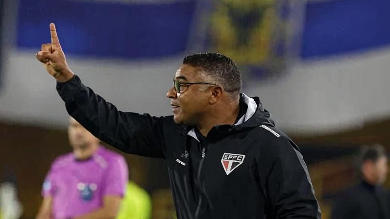 Roger Machado, técnico do São Paulo, durante empate em 0 a 0 com Millonarios