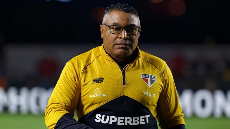 Roger Machado, técnico do São Paulo, durante vitória sobre o O'Higgins