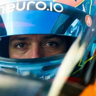 Colisão com passarinho espalha sujeira no cockpit de Grosjean na Indy 500