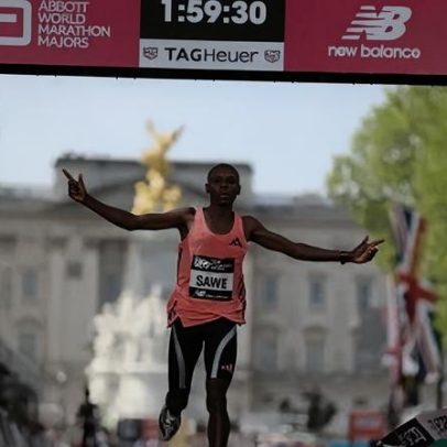 Brasileiro acompanha quebra do recorde da maratona direto do Quênia