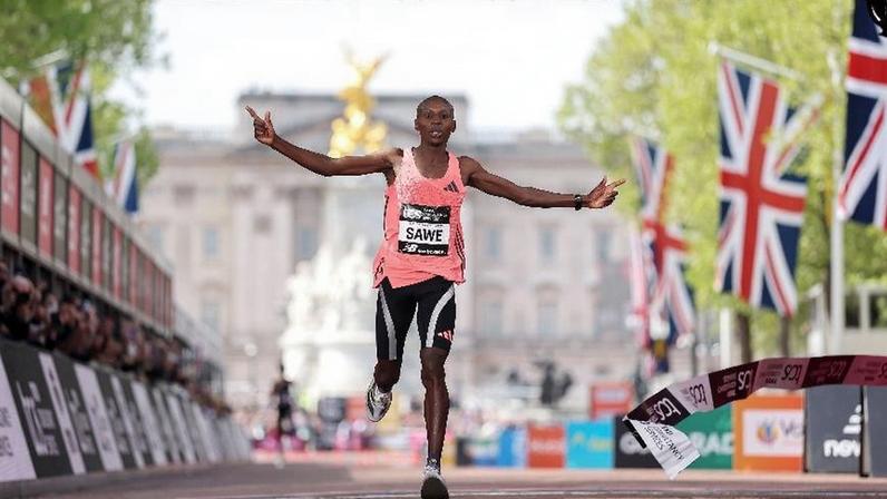 Sabastian Sawe venceu a Maratona de Londres em menos de duas horas