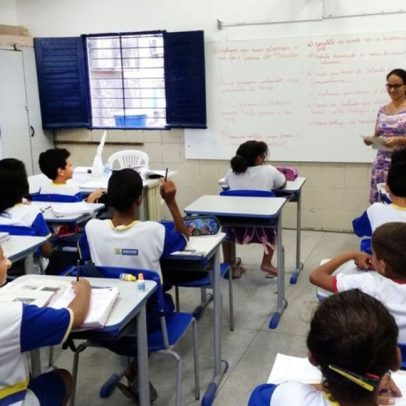 Oficina Legislativa premia estudantes e professores do DF