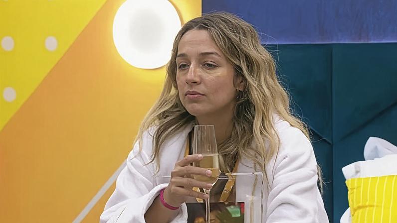 Samira planejou plantar mentira na casa