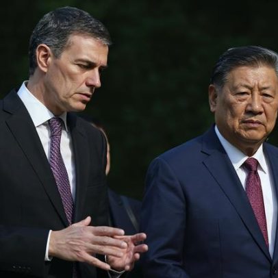 Governo espanhol de Pedro Sánchez se aproxima da China