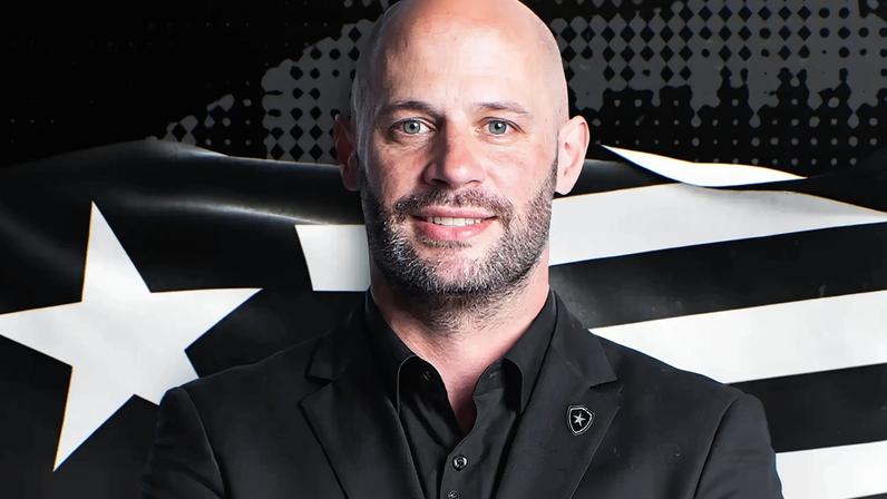 Novo técnico do time de futebol masculino do Botafogo, Franclim Carvalho. Foto: Botafogo/Instagram