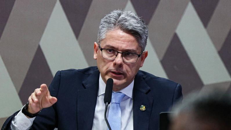 Senador Alessandro Vieira